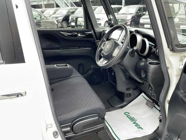 ホンダ Ｎ ＢＯＸ カスタム G Aパッケージ 道東・釧路十勝 2014(平26)年 7.1万km プレミアムホワイトパール 4WD/純正ナビ/(FM AM CD DVD BT TV)/バックカメラ/パワースライドドア/あんしんパッケージ/ETC/ドライブレコーダー/プッシュスタート/スマートキー/ドアバイザー/フロアマット/オートライト/HID/フォグランプ/純正AW