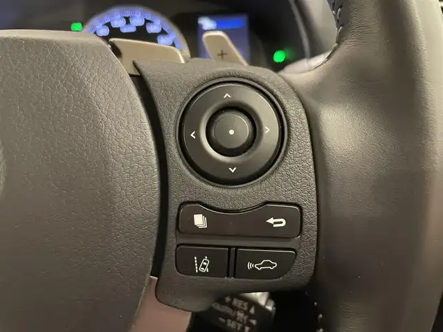 レクサス ＣＴ 200h バージョンC 熊本県 2020(令2)年 1.9万km グラファイトブラックガラスフレーク ・スマートキー/・プッシュスタート/・プリクラッシュセーフティ/・レーンでパチャーアラート/・クルーズコントロール(追従式)/・オートマティックハイビーム/・前席パワーシート/・前席シートヒーター /・純正メモリナビ/　【BD・Bluetooth・USB・SD・AUX・MSV】/・フルセグTV/・バックカメラ/・ETC2.0/・LEDヘッドランプ/・LEDフォグランプ/・純正マット