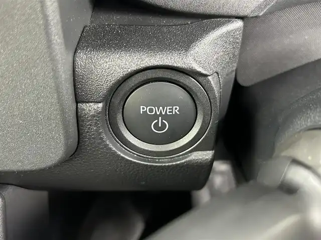 トヨタ シエンタ ハイブリッド Z 埼玉県 2024(令6)年 0.4万km プラチナホワイトパールマイカ 純正ナビ（BT/AM/FM）/フルセグTV/トヨタセーフティーセンス/レーダークルーズコントロール/アラウンドビューモニター/レーンキープアシスト/横滑り防止装置/盗難防止装置/プリクラッシュセーフティ/パノラミックビューモニター/コーナーセンサー/LEDヘッドライト/ETC2.0/両側パワースライドドア/プッシュスタート/スマートキー