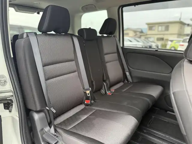 日産 セレナ ハイウェイスター V 神奈川県 2021(令3)年 6万km 白 純正ナビ /フルセグ　/ETC /両側パワースライドドア　/追従クルーズコントロール　/Bluetooth接続　/CD/DVD　/前後ドライブレコーダー　/前後コーナーセンサー/ABS　/横滑り防止装置　/衝突被害軽減システム/3列シート/パワーステアリング/パワーウィンドウ/純正フロアマット/純正アルミホイル/オートライト/LEDヘッドライト/ｗ＋サイドエアバッグ