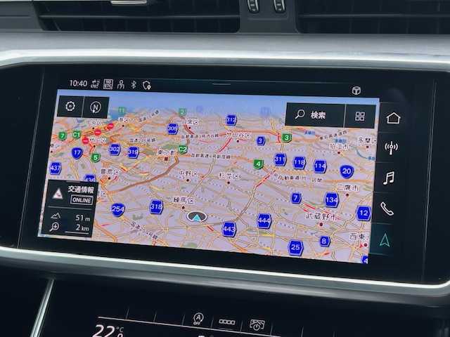 アウディ アウディ Ａ６ 45TFSIクワトロ Sライン 東京都 2022(令4)年 2.4万km グレイシアホワイトメタリック 純正SDナビ/衝突被害軽減ブレーキ/パワーアシストパッケージ/・パワークロージングドア/・パワートランクフード/リオコンフォートパッケージ/・シートヒーター後席/・4ゾーン（前後左右独立調整）オートエアコン/ライティングパッケージ/・HDマトリクスLEDヘッドランプ/・ヘッドランプウォッシャー/・マルチカラーアンビエントライティング/パークアシストパッケージ/・サラウンドビューカメラ/カーブストーンアシスト/ブラックスタイリングパッケージ/・ブラック枠付ブラック横８本桟フロントグリル/ステアリングヒーター/4WD /ETC2.0/ドライブレコーダー/横滑り防止装置/取扱説明書