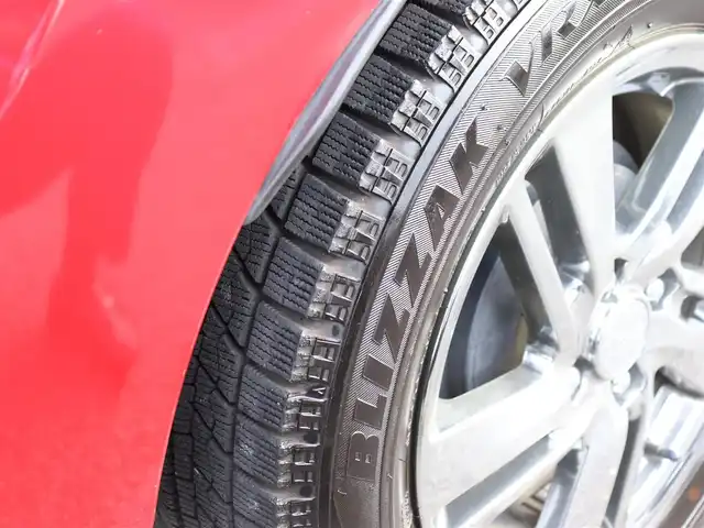 日産 ノート e－パワー X モード・プレミア 神奈川県 2017(平29)年 4.3万km ガーネットレッド メモリナビ/アラウンドビューモニター/フルセグテレビ/ETC2.0/ドライブレコーダー/LEDヘットライト/ステアリングスイッチ/プッシュスタート/インテリジェントキー/保証書/取説/記録（H.30.R.2.4.6）/スペアインテリキー