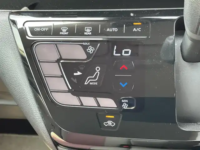 日産 デイズ ボレロ 奈良県 2023(令5)年 1.2万km ピンクⅡ アイドリングストップ　/フルセグナビ　/Bluetooth　/スペアキー　/純正フロアマット　/全方位カメラ　/コーナーセンサー　/スマートキー　/カーテンエアバッグ