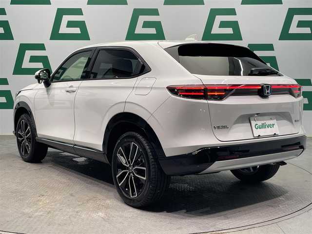 ホンダ ヴェゼル ハイブリッド e:HEV Z 鹿児島県 2025(令7)年 0.1千km プラチナホワイトパール Honda CONNECTディスプレー+ETC2.0車載器+ワイヤレス充電器/純正フロントグリル（ベルリナブラック）/ホンダセンシング　/バックカメラ/ブラインドスポットモニター　/電動パーキングブレーキ　/オートブレーキホールド　/オールオートウィンドウ　/革巻きステアリング/ステアリングヒーター/パドルシフト