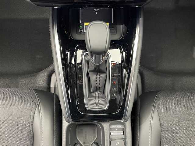 ホンダ ヴェゼル ハイブリッド e:HEV Z 鹿児島県 2025(令7)年 0.1千km プラチナホワイトパール Honda CONNECTディスプレー+ETC2.0車載器+ワイヤレス充電器/純正フロントグリル（ベルリナブラック）/ホンダセンシング　/バックカメラ/ブラインドスポットモニター　/電動パーキングブレーキ　/オートブレーキホールド　/オールオートウィンドウ　/革巻きステアリング/ステアリングヒーター/パドルシフト