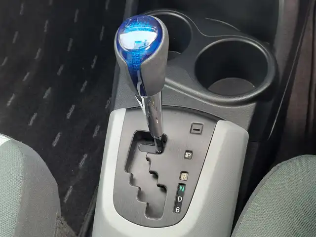 トヨタ アクア S 東京都 2014(平26)年 7.2万km コバルトブルーメタリック 社外ナビ/フルセグ/バックカメラ/ETC/シートヒーター/オートライト/スマートキー/フォグ/ウィンカーミラー/ステアリングスイッチ