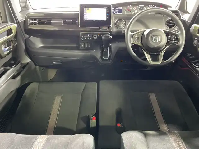 ホンダ Ｎ ＢＯＸ カスタム G L ホンダセンシング 神奈川県 2017(平29)年 7.3万km プレミアムホワイトパールⅡ 純正7型SDナビゲーション【VXM-184VFi】/AM FM フルセグ Bluetooth CD DVD SD/バックカメラ/両側パワースライドドア/ホンダセンシング/衝突軽減ブレーキ/誤発進抑制機能/後方誤発進抑制機能/歩行者事故低減ステアリング/先行車発進お知らせ機能/アダプティブクルーズコントロール/車線維持支援システム/標識認識機能/路外逸脱抑制機能/ステアリングリモコン/ビルトインETC/純正フロアマット/プッシュスタート/スマートキー/LEDヘッドライト/オートライト/オートマチックハイビーム/フォグランプ/純正14アルミホイル/ドアバイザー