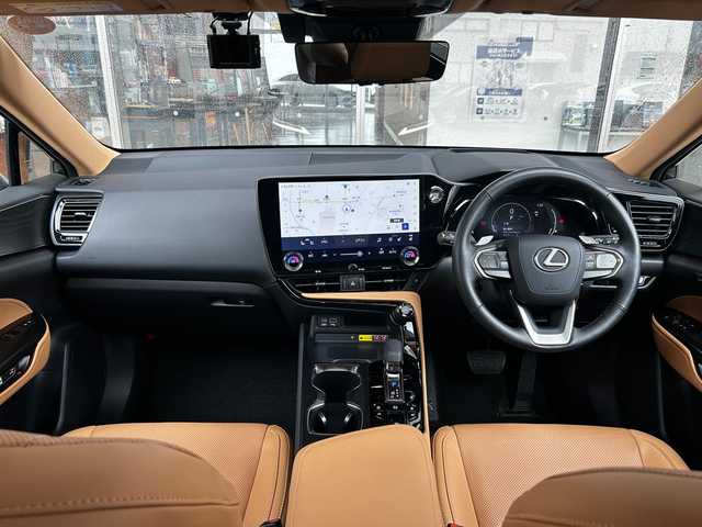 レクサス ＮＸ 250 バージョンL 富山県 2023(令5)年 3万km ソニッククロム ワンオーナー/4WD/サンルーフ/純正ナビ/フルセグ/Bluetooth/ミラーキャスト/App-conect/アラウンドビューモニター/プリクラッシュセーフティ/レーンキープアシスト/レーダークルーズコントロール/ブラインドスポットモニター/革巻きステア/前後ドラレコ/ワイヤレスチャージ/パドルシフト/ビルトインETC/D・N席パワーシート/エアシート/シートヒーター/全席シートヒーター/ウインカーミラー/パワーバックドア/クリアランスソナー/デジタルインナーミラー