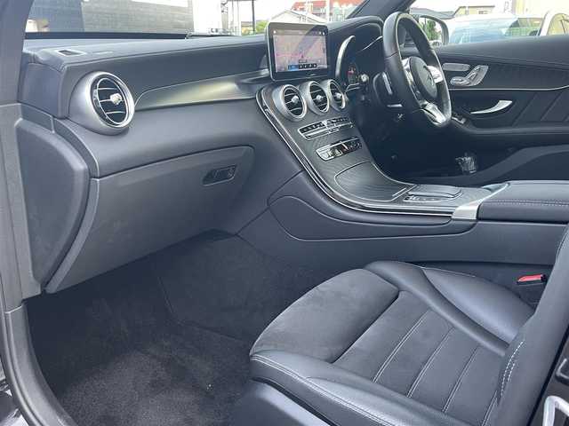 メルセデス・ベンツ ＧＬＣ２２０ d 4マチック クーペ AMGライン 静岡県 2022(令4)年 2万km オブシディアンブラック レーダーセーフティ /衝突軽減ブレーキACC/レーンキープ アシスト ブラインドスポット/CommandシステムHDDナビフルセグTV Bluetooth/全方位カメラ/サンルーフ/ランニングボード /ハーフレザーシート シートヒーター /前席メモリーパワーシート/パワーバックドア /純正OP前後ドライブレコーダー/DSRCETC