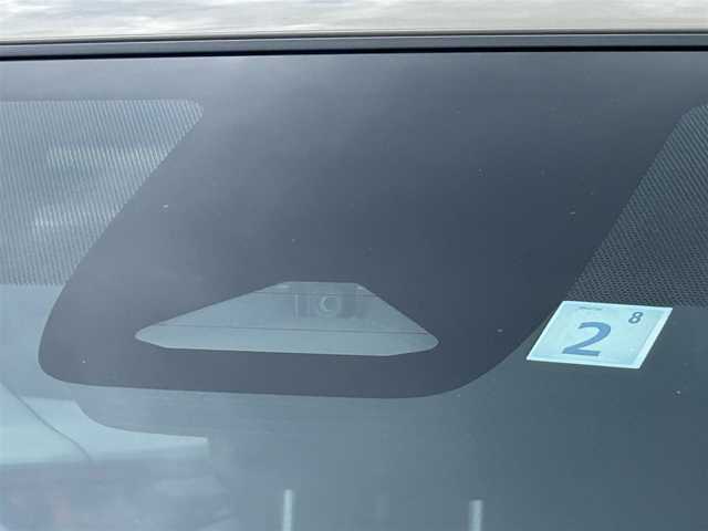 トヨタ シエンタ ハイブリッド Z 道央・札幌 2023(令5)年 0.6万km ベージュ ・４WD/・純正モデリスタAW/・純正ディスプレイオーディオ/・ナビキット/　BT/USB/Miracast/フルセグ/・バックカメラ/・ビルトインETC/・前後ドライブレコーダー/・トヨタセーフティセンス/・プリクラッシュセーフティ/・レーンキープアシスト/・レーダークルーズコントロール/・オートハイビーム/・クリアランスソナー/・BSM/・PDA/・PKSB/・RSA/・両側パワースライドドア/・LEDヘッドライト/・フォグライト/・オートライト/・プッシュスタート/・スマートキー/・純正フロアマット/・ドアバイザー/・保証書