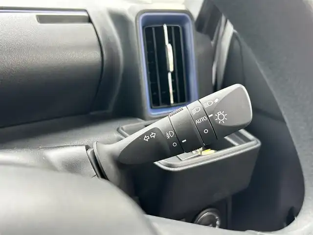 ダイハツ タント カスタム X スタイルセレクション 栃木県 2022(令4)年 1.8万km パール 衝突被害軽減ブレーキ/純正SDナビ/フルセグTV/DVD/Bluetooth/USB/アラウンドビューモニター/ビルトインETC/前ドライブレコーダー/ハーフレザーシート/前席シートヒーター/両側パワースライドドア/スマートキー×1/プッシュスタート/ステアリングリモコン/LEDオートライト/純正14インチAW/アイドリングストップ/横滑り防止装置/保証書