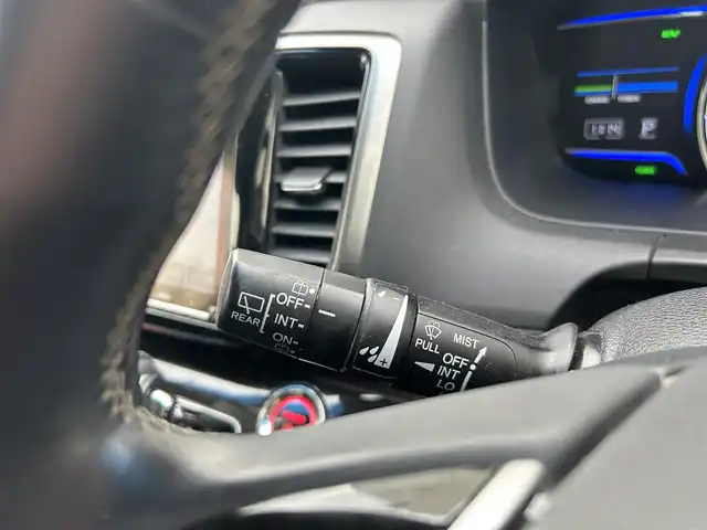 ホンダ オデッセイ ハイブリッド アブソルート・EXホンダセンジング 埼玉県 2019(平31)年 9.9万km クリスタルブラックパール ホンダ純正ナビオーディオ/（AM/FM/フルセグTV/BT/CD/DVD/SD）/フルセグTV/全方位カメラ/ホンダセンシング/・アダプティブクルーズコントロール/・LKAS/・先行車発信お知らせ機能/・標識自動認識機能/リモコンエンジンスターター/電子制御パーキングブレーキ/ブレーキホールド/ホンダ純正フリップダウンモニター/ビルトインETC2.0/ホンダ純正アドバンスドルームミラー/ホンダ純正ナビ連動前方ドラレコ/ホンダ純正後方単独ドラレコ/アイドリングストップ/コーナーセンサー前後/オートライト/ダブルエアコン/プッシュスタートボタン/スマートキー×2/ステアリングスイッチ/純正フロアマット/USBチャージャー/サイドステップガーニッシュ（LEDイルミ付）/テールゲートストラップ/車両/ナビ 取扱説明書/保証書