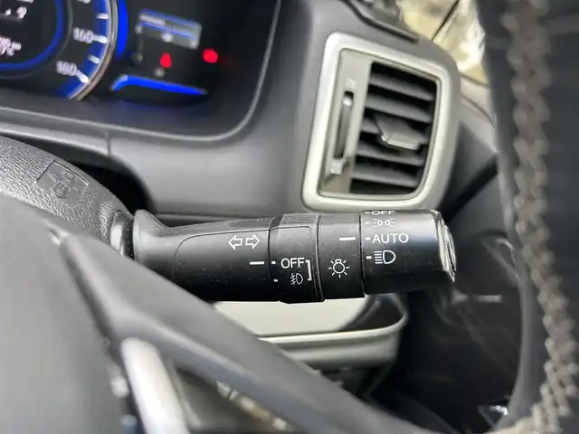 ホンダ オデッセイ ハイブリッド アブソルート・EXホンダセンジング 埼玉県 2019(平31)年 9.9万km クリスタルブラックパール ホンダ純正ナビオーディオ/（AM/FM/フルセグTV/BT/CD/DVD/SD）/フルセグTV/全方位カメラ/ホンダセンシング/・アダプティブクルーズコントロール/・LKAS/・先行車発信お知らせ機能/・標識自動認識機能/リモコンエンジンスターター/電子制御パーキングブレーキ/ブレーキホールド/ホンダ純正フリップダウンモニター/ビルトインETC2.0/ホンダ純正アドバンスドルームミラー/ホンダ純正ナビ連動前方ドラレコ/ホンダ純正後方単独ドラレコ/アイドリングストップ/コーナーセンサー前後/オートライト/ダブルエアコン/プッシュスタートボタン/スマートキー×2/ステアリングスイッチ/純正フロアマット/USBチャージャー/サイドステップガーニッシュ（LEDイルミ付）/テールゲートストラップ/車両/ナビ 取扱説明書/保証書