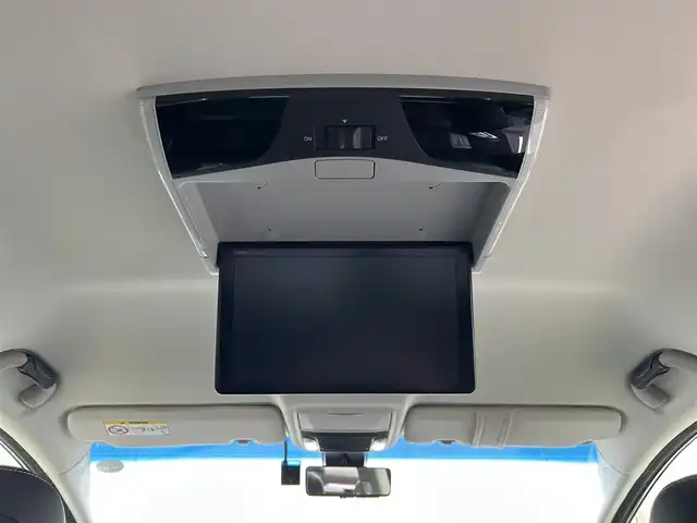 ホンダ オデッセイ ハイブリッド アブソルート・EXホンダセンジング 埼玉県 2019(平31)年 9.9万km クリスタルブラックパール ホンダ純正ナビオーディオ/（AM/FM/フルセグTV/BT/CD/DVD/SD）/フルセグTV/全方位カメラ/ホンダセンシング/・アダプティブクルーズコントロール/・LKAS/・先行車発信お知らせ機能/・標識自動認識機能/リモコンエンジンスターター/電子制御パーキングブレーキ/ブレーキホールド/ホンダ純正フリップダウンモニター/ビルトインETC2.0/ホンダ純正アドバンスドルームミラー/ホンダ純正ナビ連動前方ドラレコ/ホンダ純正後方単独ドラレコ/アイドリングストップ/コーナーセンサー前後/オートライト/ダブルエアコン/プッシュスタートボタン/スマートキー×2/ステアリングスイッチ/純正フロアマット/USBチャージャー/サイドステップガーニッシュ（LEDイルミ付）/テールゲートストラップ/車両/ナビ 取扱説明書/保証書