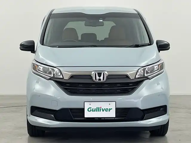ホンダ フリード ハイブリット G ブラックスタイル 群馬県 2023(令5)年 1万km フィヨルドミストパール 純正９型ナビ　バックカメラ　フルセグＴＶ　シートヒーター　アダプティブクルーズコントロール　衝突被害軽減ブレーキ　レーンアシスト　フロントソナー　オートハイビーム　前後ドライブレコーダー　ＥＴＣ　禁煙