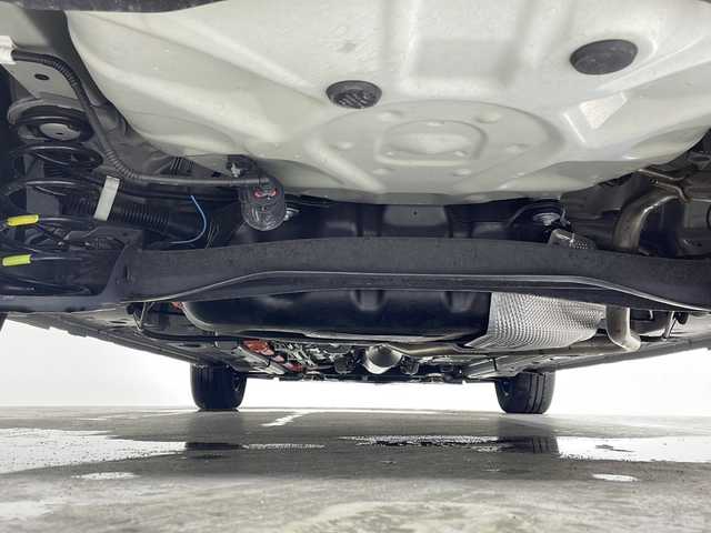 トヨタ アクア G 福岡県 2021(令3)年 0.4万km クリアベージュメタリック 純正ディスプレイオーディオ/アラウンドビューモニター/フルセグテレビ/シートヒーター/ドライブレコーダー/コーナーセンサー/AC100V/ドアバイザー/スペアキー1本