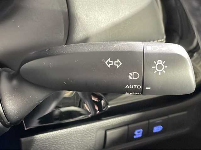トヨタ アクア G 福岡県 2021(令3)年 0.4万km クリアベージュメタリック 純正ディスプレイオーディオ/アラウンドビューモニター/フルセグテレビ/シートヒーター/ドライブレコーダー/コーナーセンサー/AC100V/ドアバイザー/スペアキー1本