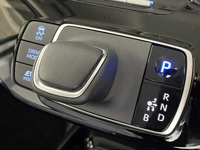 トヨタ アクア G 福岡県 2021(令3)年 0.4万km クリアベージュメタリック 純正ディスプレイオーディオ/アラウンドビューモニター/フルセグテレビ/シートヒーター/ドライブレコーダー/コーナーセンサー/AC100V/ドアバイザー/スペアキー1本