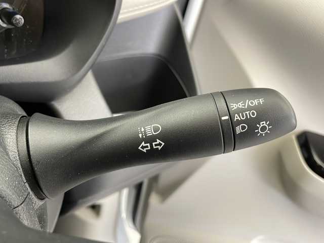 日産 デイズ X 長野県 2023(令5)年 2.2万km ホワイトパール 社外ナビ（BT/CD/AM/FM）/バックカメラ/ETC/エマージェンシーブレーキ/LDP（車線逸脱防止支援システム）/前後ソナー/ふらつき防止/先行車発進お知らせ/前席シートヒーター/ハロゲンライト/ヘットライトレベライザー/アイドリングストップ/インテリジェントキー/スペアーキー/社外フロアマット/純正14インチAW/周防エアーキー/取扱説明書/保証書