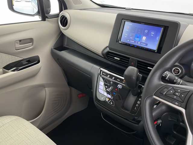 日産 デイズ X 長野県 2023(令5)年 2.2万km ホワイトパール 社外ナビ（BT/CD/AM/FM）/バックカメラ/ETC/エマージェンシーブレーキ/LDP（車線逸脱防止支援システム）/前後ソナー/ふらつき防止/先行車発進お知らせ/前席シートヒーター/ハロゲンライト/ヘットライトレベライザー/アイドリングストップ/インテリジェントキー/スペアーキー/社外フロアマット/純正14インチAW/周防エアーキー/取扱説明書/保証書