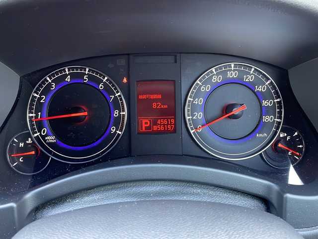 日産 スカイライン クロスオーバー 370GT 栃木県 2010(平22)年 4.6万km スーパーブラック ワンオーナー/純正ナビ(Bluetooth/TV/CD/DVD/AUX)/バックカメラ/前席パワーシート/ハーフレザーシート/オートライト/HIDヘッドライト/ETC/純正18インチアルミホイール/純正フロアマット/スペアタイヤ/プッシュスタート/スマートキー
