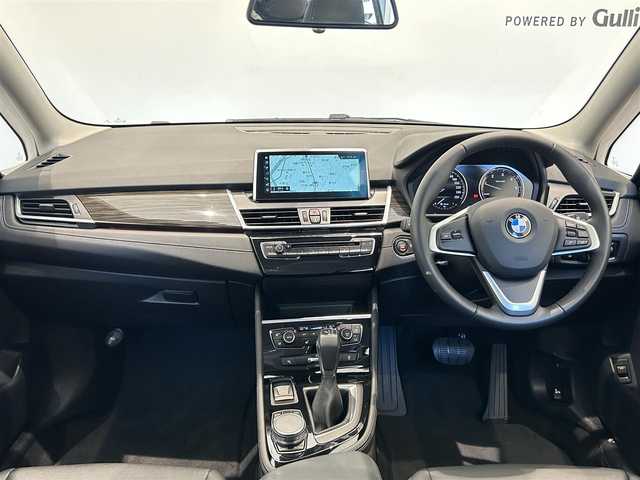ＢＭＷ ２１８ｄ グランツアラー ラグジュアリー 福岡県 2018(平30)年 1.9万km ミネラルホワイト コンフォートＰＫＧ　/黒革　/アンビエントライト　/純正ナビ　/Ｂｌｕｅｔｏｏｔｈ　/Ｂカメラ　/メモリ付パワーシート　/シートヒーター　/クルーズコントロール　/ストレージＰＫＧ　/純正１７インチＡＷ　/ＥＴＣ