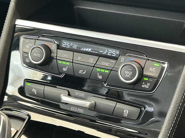 ＢＭＷ ２１８ｄ グランツアラー ラグジュアリー 福岡県 2018(平30)年 1.9万km ミネラルホワイト コンフォートＰＫＧ　/黒革　/アンビエントライト　/純正ナビ　/Ｂｌｕｅｔｏｏｔｈ　/Ｂカメラ　/メモリ付パワーシート　/シートヒーター　/クルーズコントロール　/ストレージＰＫＧ　/純正１７インチＡＷ　/ＥＴＣ