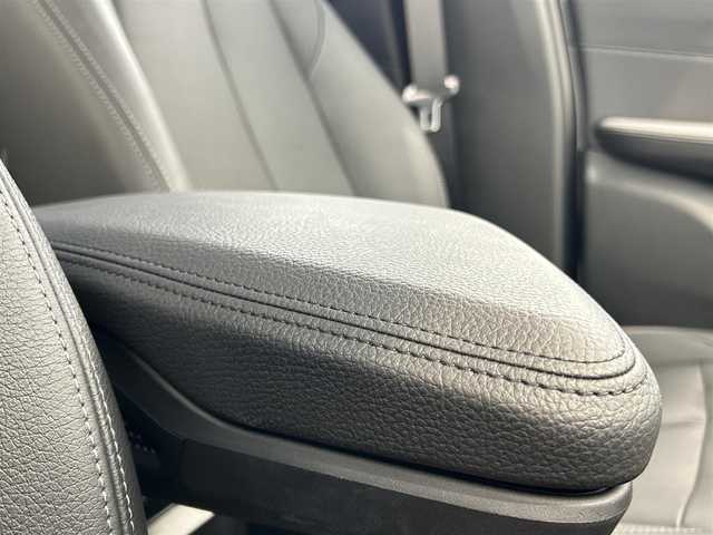 ＢＭＷ ２１８ｄ グランツアラー ラグジュアリー 福岡県 2018(平30)年 1.9万km ミネラルホワイト コンフォートＰＫＧ　/黒革　/アンビエントライト　/純正ナビ　/Ｂｌｕｅｔｏｏｔｈ　/Ｂカメラ　/メモリ付パワーシート　/シートヒーター　/クルーズコントロール　/ストレージＰＫＧ　/純正１７インチＡＷ　/ＥＴＣ