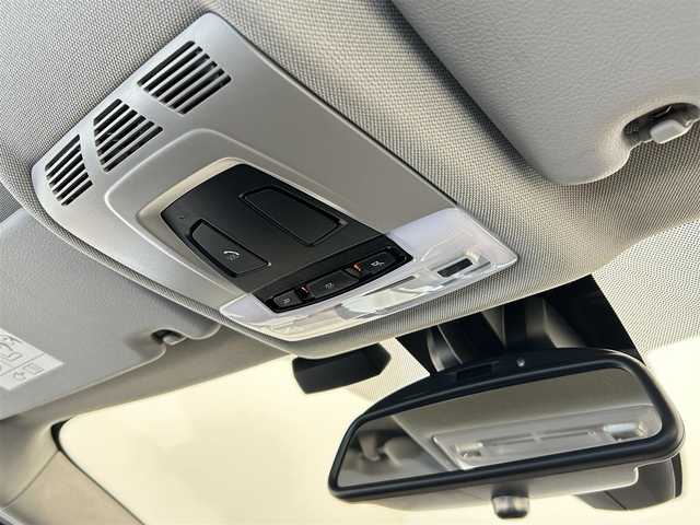 ＢＭＷ ２１８ｄ グランツアラー ラグジュアリー 福岡県 2018(平30)年 1.9万km ミネラルホワイト コンフォートＰＫＧ　/黒革　/アンビエントライト　/純正ナビ　/Ｂｌｕｅｔｏｏｔｈ　/Ｂカメラ　/メモリ付パワーシート　/シートヒーター　/クルーズコントロール　/ストレージＰＫＧ　/純正１７インチＡＷ　/ＥＴＣ