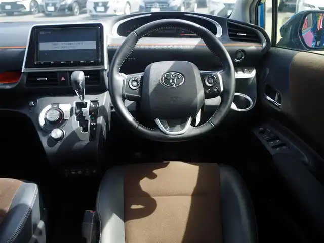 トヨタ シエンタ G クエロ 千葉県 2020(令2)年 5.6万km コバルトブルーメタリック /Toyota Safety Sense/・プリクラッシュセーフティ/・レーンディパーチャーアラート/・オートハイビーム/両側パワースライドドア/純正SDナビ/地デジTV/【DVD/CD再生機能　Bluetooth接続】/パノラミックビューモニター/ハーフレザーシート/前席シートヒーター/革巻きステアリング/ステアリングヒーター/ステアリングスイッチ/ETC/LEDヘッドライト/フォグライト/ウインカーミラー/クリアランスソナー/純正15インチアルミホイル/サイド/カーテンエアバッグ/スマートキー