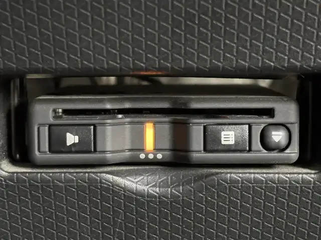 ダイハツ タント カスタム RS セレクション 福岡県 2020(令2)年 6.7万km パールブラック 純正ナビ/フルセグTV/BT　/全方位カメラ　/ＥＴＣ　/ナビ連動純正ドラレコ　/両側パワースライドドア　/レーダークルーズコントロール　/衝突軽減　/レーンキープ　/コーナーセンサー　/シートヒーター　/運転席ロングスライドシート　/ＬＥＤ/禁煙車