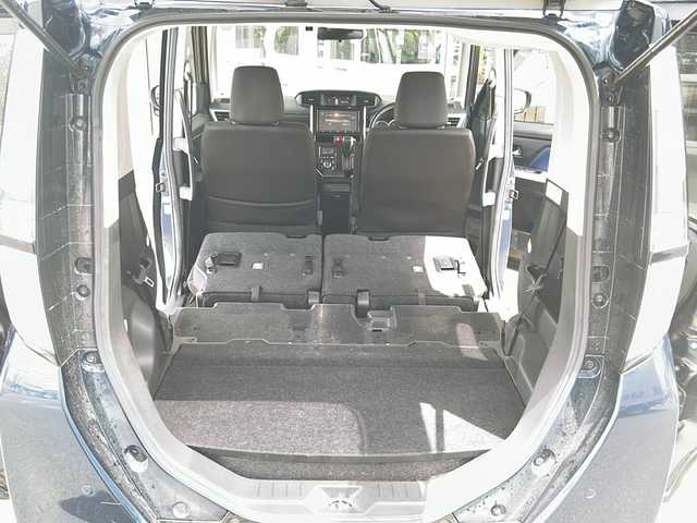 トヨタ タンク カスタムG S 静岡県 2018(平30)年 5.6万km レーザーブルークリスタルシャイン 9インチ純正ナビ/・AM/・FM/・CD/DVD/・フルセグTV/・SD/・Bluetooth/主要装備/・バックカメラ/・スマートアシスト/・ＥＴＣ/・両側パワースライドドア/・ＬＥＤヘッドライト/・ドラレコ/・クルーズコントロール/・横滑り防止装置/・アイドリングストップ/・１４インチ純正ＡＷ/・純正フロアマット