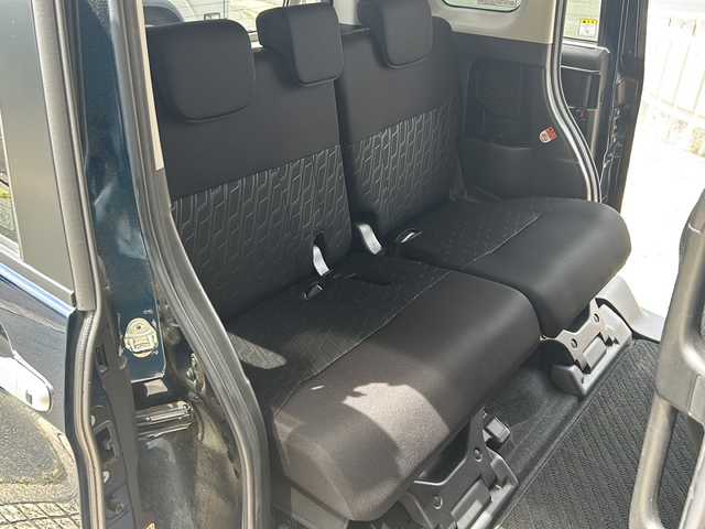 トヨタ タンク カスタムG S 静岡県 2018(平30)年 5.6万km レーザーブルークリスタルシャイン 9インチ純正ナビ/・AM/・FM/・CD/DVD/・フルセグTV/・SD/・Bluetooth/主要装備/・バックカメラ/・スマートアシスト/・ＥＴＣ/・両側パワースライドドア/・ＬＥＤヘッドライト/・ドラレコ/・クルーズコントロール/・横滑り防止装置/・アイドリングストップ/・１４インチ純正ＡＷ/・純正フロアマット