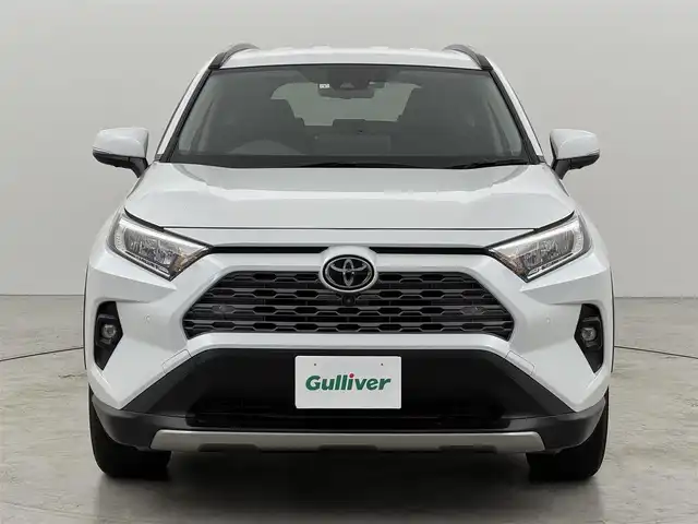 トヨタ ＲＡＶ４ G Zパッケージ 福岡県 2023(令5)年 1.6万km プラチナホワイトパールマイカ 純正１０．５型ＤＡナビ、フルセグTV　/バックカメラ　/ビルトインＥＴＣ２．０　/前後ドラレコ／デジタルルームミラー　/レーダークルコン　/セーフティセンス　/コーナーセンサー　/衝突軽減ブレーキ　/レーンキープ　/ブラインドスポットモニター　/アクセル踏み間違い防止　/ヒルディセントコントロール　/ＭＴモード付き　/パワーバックドア　/シートベンチレーション／ヒーター　/ステアリングヒーター　/ＬＥＤヘッドライト