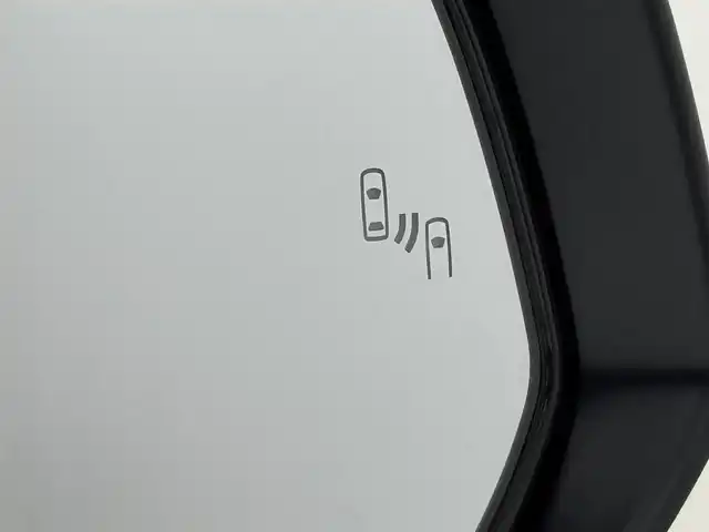 トヨタ ＲＡＶ４ G Zパッケージ 福岡県 2023(令5)年 1.6万km プラチナホワイトパールマイカ 純正１０．５型ＤＡナビ、フルセグTV　/バックカメラ　/ビルトインＥＴＣ２．０　/前後ドラレコ／デジタルルームミラー　/レーダークルコン　/セーフティセンス　/コーナーセンサー　/衝突軽減ブレーキ　/レーンキープ　/ブラインドスポットモニター　/アクセル踏み間違い防止　/ヒルディセントコントロール　/ＭＴモード付き　/パワーバックドア　/シートベンチレーション／ヒーター　/ステアリングヒーター　/ＬＥＤヘッドライト