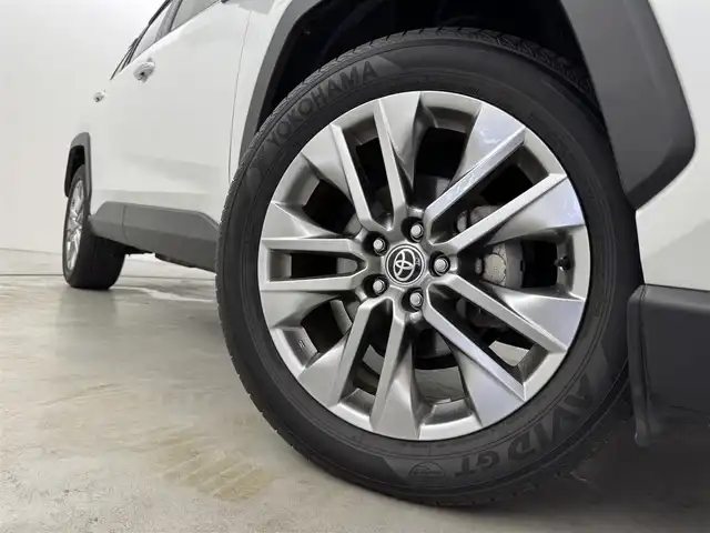 トヨタ ＲＡＶ４ G Zパッケージ 福岡県 2023(令5)年 1.6万km プラチナホワイトパールマイカ 純正１０．５型ＤＡナビ、フルセグTV　/バックカメラ　/ビルトインＥＴＣ２．０　/前後ドラレコ／デジタルルームミラー　/レーダークルコン　/セーフティセンス　/コーナーセンサー　/衝突軽減ブレーキ　/レーンキープ　/ブラインドスポットモニター　/アクセル踏み間違い防止　/ヒルディセントコントロール　/ＭＴモード付き　/パワーバックドア　/シートベンチレーション／ヒーター　/ステアリングヒーター　/ＬＥＤヘッドライト