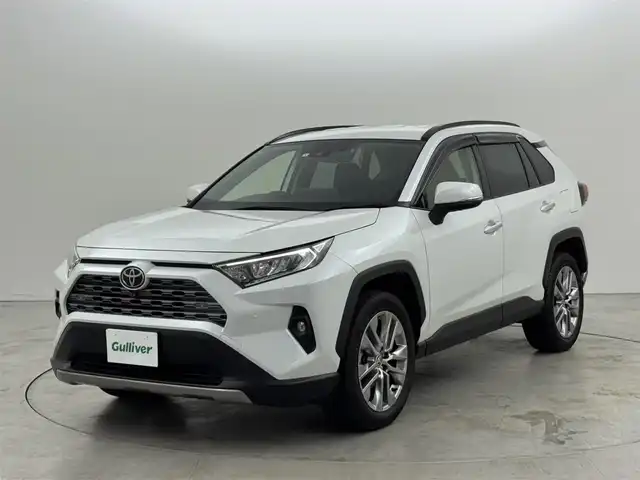 トヨタ ＲＡＶ４ G Zパッケージ 福岡県 2023(令5)年 1.6万km プラチナホワイトパールマイカ 純正１０．５型ＤＡナビ、フルセグTV　/バックカメラ　/ビルトインＥＴＣ２．０　/前後ドラレコ／デジタルルームミラー　/レーダークルコン　/セーフティセンス　/コーナーセンサー　/衝突軽減ブレーキ　/レーンキープ　/ブラインドスポットモニター　/アクセル踏み間違い防止　/ヒルディセントコントロール　/ＭＴモード付き　/パワーバックドア　/シートベンチレーション／ヒーター　/ステアリングヒーター　/ＬＥＤヘッドライト