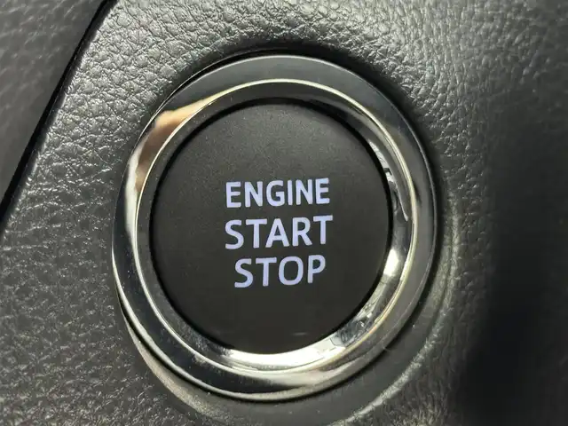 トヨタ ＲＡＶ４ G Zパッケージ 福岡県 2023(令5)年 1.6万km プラチナホワイトパールマイカ 純正１０．５型ＤＡナビ、フルセグTV　/バックカメラ　/ビルトインＥＴＣ２．０　/前後ドラレコ／デジタルルームミラー　/レーダークルコン　/セーフティセンス　/コーナーセンサー　/衝突軽減ブレーキ　/レーンキープ　/ブラインドスポットモニター　/アクセル踏み間違い防止　/ヒルディセントコントロール　/ＭＴモード付き　/パワーバックドア　/シートベンチレーション／ヒーター　/ステアリングヒーター　/ＬＥＤヘッドライト