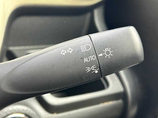 スズキ クロスビー HYBRID MV 宮城県 2024(令6)年 2.6万km キャラバンアイボリーパールメタリック/ホワイト 2トーンルーフ 4WD/SDナビ(TV/BT/CD)/バックカメラ/ETC/スズキセーフティサポート/レーダークルーズコントロール/ヒルディセントコントロール/グリップコントロール/パドルシフト/シートヒーター/プッシュスタート/スマートキー/オートライト/オートマチックハイビーム/純正16インチアルミホイール/フロアマット/禁煙車