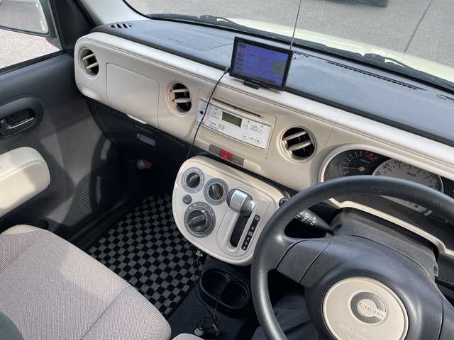 ダイハツ ミラ ココア L 道東・釧路十勝 2013(平25)年 6.2万km コットンアイボリー 4WD/ポータブルナビ(ワンセグTV、AM、FM、CD、SD)/純正オーディオ/アイドリングストップ/積み込みスタッドレスタイヤスチール付/リモコンキー/ライトレベライザー/純正フロアマット/電格ミラー