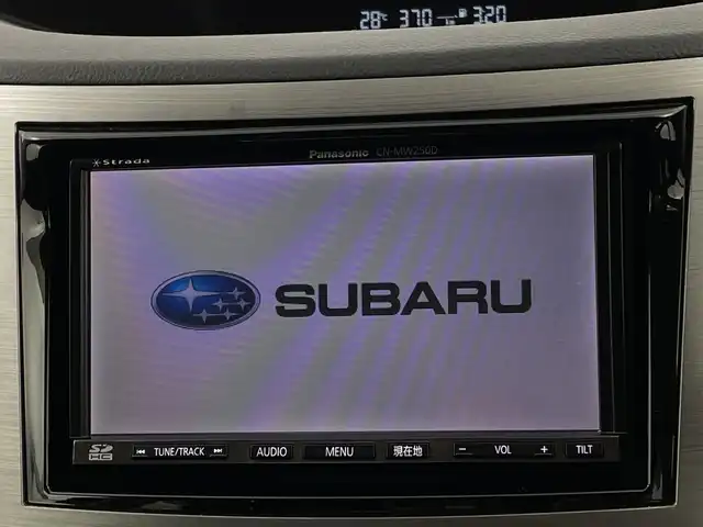 スバル レガシィ Ｂ４ 2．5iアイサイト 新潟県 2011(平23)年 4万km クリスタルブラックシリカ 【４ＷＤ】/登録時距離/　３９７２２km/ワンオーナー/アイサイト/メモリナビ/フルセグ＆ＤＶＤ/バックモニター/スマートキー/ＨＩＤ/フォグ/パドルシフト/電動格納ミラー/ヒッチメンバー/保証書＆整備手帳