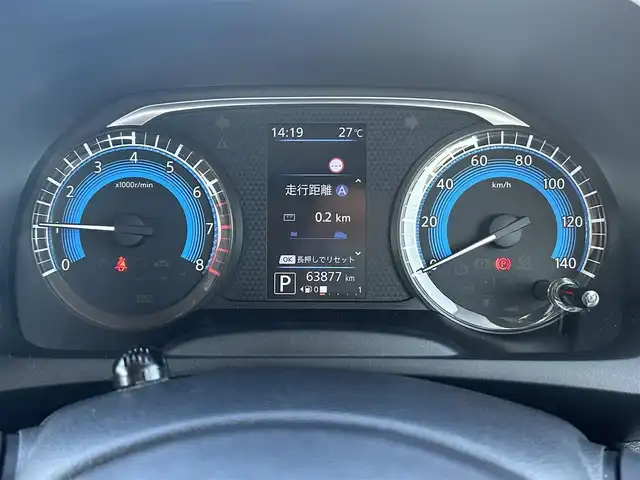 日産 デイズ 兵庫県 2021(令3)年 6.4万km チタニウムグレーメタリック 純正9インチナビ/アラウンドビューモニター/フルセグTV/BTオーディオ/CD/DVD/AUX/プロパイロット/エマージェンシーブレーキ/ステアリングスイッチ/ヘッドライトレべライザー/ETC/純正フロアマット/純正ドアバイザー/LEDヘッドライト