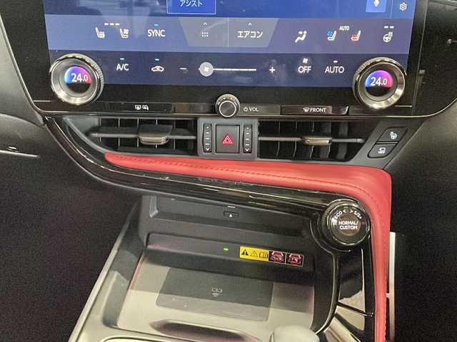 レクサス ＮＸ 350h Fスポーツ 静岡県 2022(令4)年 3.8万km ソニックチタニウム 純正ナビ/・ラジオ/フルセグTV/・Bluetooth/Miracast/USB/CD/DVD/主要装備/・レーダークルーズコントロール　/・パノラマルーフ　/・ＥＴＣ　/・ＴＲＤエアロパーツ　/・ＴＲＤマフラー　/・全方位カメラ　/・デジタルインナーミラー　/・パワーバックドア　/・シートヒーター　/・エアシート　/・パドルシフト/・シートメモリー/・オートホールド/・SOSコール/・置くだけ充電/・レーンキープアシスト/・コーナーセンサー/・ハンドルヒーター/・純正アルミホイール/・テレスコピックステアリング/・プッシュスタート/・スマートキー