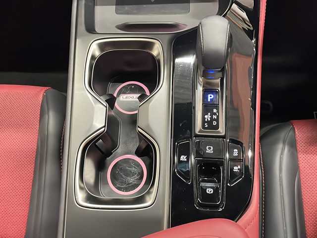 レクサス ＮＸ 350h Fスポーツ 静岡県 2022(令4)年 3.8万km ソニックチタニウム 純正ナビ/・ラジオ/フルセグTV/・Bluetooth/Miracast/USB/CD/DVD/主要装備/・レーダークルーズコントロール　/・パノラマルーフ　/・ＥＴＣ　/・ＴＲＤエアロパーツ　/・ＴＲＤマフラー　/・全方位カメラ　/・デジタルインナーミラー　/・パワーバックドア　/・シートヒーター　/・エアシート　/・パドルシフト/・シートメモリー/・オートホールド/・SOSコール/・置くだけ充電/・レーンキープアシスト/・コーナーセンサー/・ハンドルヒーター/・純正アルミホイール/・テレスコピックステアリング/・プッシュスタート/・スマートキー