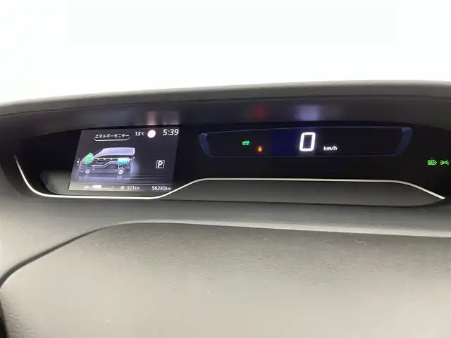 日産 セレナ e－パワー ハイウェイスター V 宮城県 2021(令3)年 5.7万km ブリリアントホワイトパール 純正ナビ　/後席モニター　/プロパイロット　/アラウンドビューモニター　/両側オートスライドドア　/ハンズフリーオートスライドドア/ＢＳＭ　/エマージェンシーブレーキ　/車線逸脱警報　/前後ソナー　/ナビ連動ドライブレコーダー　/ＥＴＣ　/ＬＥＤヘッドライト　/フォグランプ/純正15インチAW/禁煙車