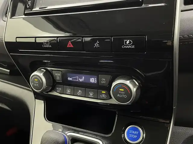 日産 セレナ e－パワー ハイウェイスター V 宮城県 2021(令3)年 5.7万km ブリリアントホワイトパール 純正ナビ　/後席モニター　/プロパイロット　/アラウンドビューモニター　/両側オートスライドドア　/ハンズフリーオートスライドドア/ＢＳＭ　/エマージェンシーブレーキ　/車線逸脱警報　/前後ソナー　/ナビ連動ドライブレコーダー　/ＥＴＣ　/ＬＥＤヘッドライト　/フォグランプ/純正15インチAW/禁煙車
