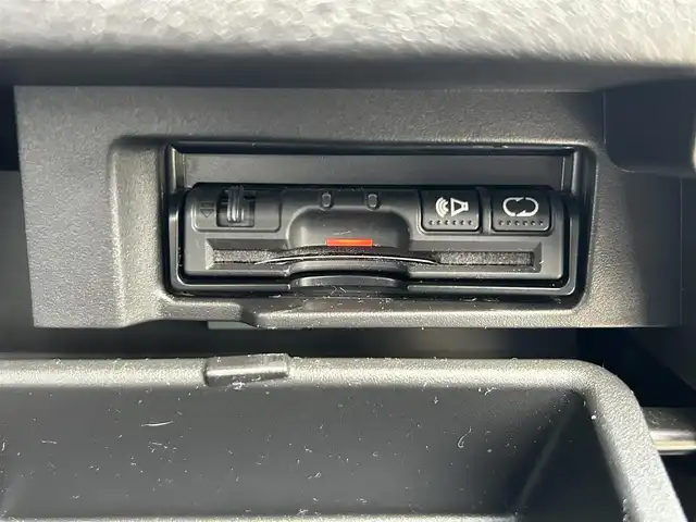 日産 セレナ ハイウェイスター プロパイロットED 熊本県 2017(平29)年 3.7万km ブリリアントホワイトパール 純正ナビ/・AM/FM/CD/DVD/BT/USB/AUX/・フルセグTV/アラウンドビューモニター/フリップダウンモニター/プロパイロット/エマージェンシーブレーキ/レーンキープアシスト/横滑り防止装置/ETC/両側電動スライドドア/革巻きステアリング/ステアリングスイッチ/電動格納ミラー/ウインカーミラー/純正フロアマット/純正アルミホイール/ドアバイザー/スマートキー