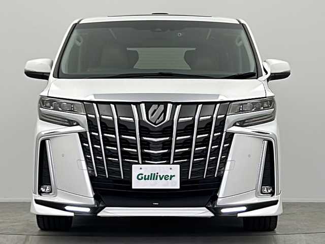 トヨタ アルファード S Cパッケージ 大阪府 2022(令4)年 3.3万km ホワイトパールクリスタルシャイン 純正８インチT-connectナビ/・TV/CD/DVD/ブルートゥース/Miracast/バックカメラ/TRDエアロ（F/S/R）/TRD１９インチAW/TRD４本出しマフラー/ツインサンルーフ/前方ドライブレコーダー/ハンドルヒーター/デジタルインナーミラー/三眼LEDヘッドライト/タンレザーシートカバー/Toyota Safety Sense/・プリクラッシュセーフティ（自動被害軽減ブレーキ）/・レーンディパーチャーアラート（車線逸脱警告およびステアリング操作サポート）/・オートマチックハイビーム（ハイ/ロービームの自動切り替え）/・レーダークルーズコントロール（追従ドライブ支援機能）/・PKSB/RCTA/RSA/ブラインドスポットモニター/電動パーキング/ETC２．０