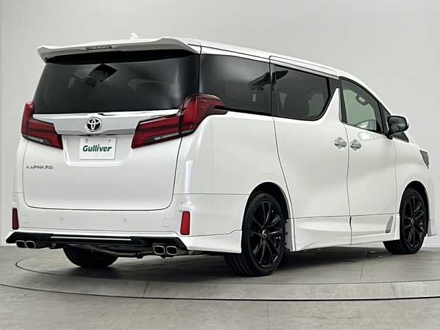 トヨタ アルファード S Cパッケージ 大阪府 2022(令4)年 3.3万km ホワイトパールクリスタルシャイン 純正８インチT-connectナビ/・TV/CD/DVD/ブルートゥース/Miracast/バックカメラ/TRDエアロ（F/S/R）/TRD１９インチAW/TRD４本出しマフラー/ツインサンルーフ/前方ドライブレコーダー/ハンドルヒーター/デジタルインナーミラー/三眼LEDヘッドライト/タンレザーシートカバー/Toyota Safety Sense/・プリクラッシュセーフティ（自動被害軽減ブレーキ）/・レーンディパーチャーアラート（車線逸脱警告およびステアリング操作サポート）/・オートマチックハイビーム（ハイ/ロービームの自動切り替え）/・レーダークルーズコントロール（追従ドライブ支援機能）/・PKSB/RCTA/RSA/ブラインドスポットモニター/電動パーキング/ETC２．０
