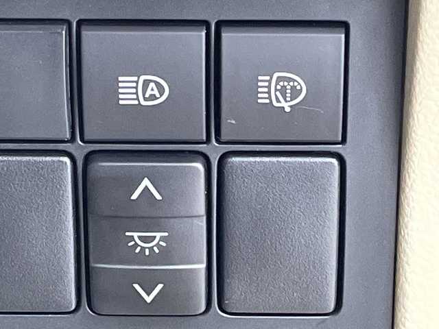 トヨタ ランドクルーザー プラド TX Lパッケージ マットブラED 岐阜県 2023(令5)年 2.1万km ブラック サンルーフ/ベージュレザーシート/シートヒーター/ベンチレーション/パワーシート/SDナビ/CD/DVD/Bluetooth/フルセグTV/バックモニター/トヨタセーフティセンス/パーキングサポートブレーキ/プリクラッシュセーフティシステム/レーントレーシングアシスト/レーダークルーズコントロール/レーンディパーチャーアラート/オートマチックハイビーム/クリアランスソナー/ETC/ドライブレコーダー/トランスファースイッチ/ヘッドライトウォッシャー/電動格納ミラー/ルーフレール/トノカバー/純正18インチアルミホイール/スマートキー/プッシュスタート